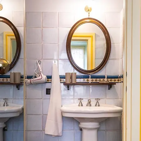 Centro, Ampia Casa Stile Kinfolk Con Parcheggio شقة