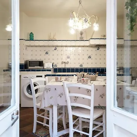 Centro, Ampia Casa Stile Kinfolk Con Parcheggio * Noli